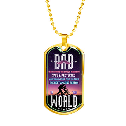 Halskette „Papa, der erstaunlichste Mensch der Welt“.